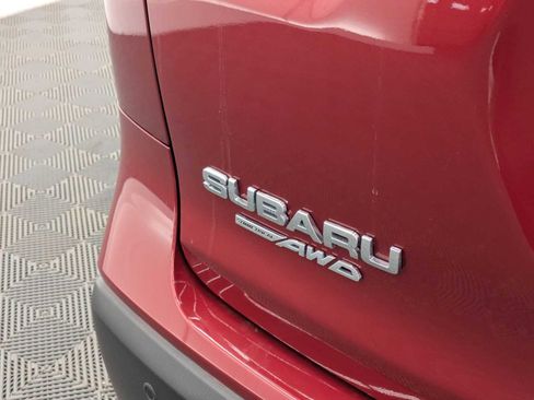 Used 2024 Subaru Ascent Premium w/ Convenience Package image 12