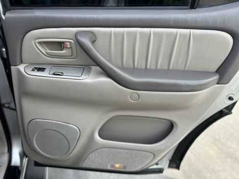 Used 2002 Toyota Sequoia Limited AWD/4WD image 41