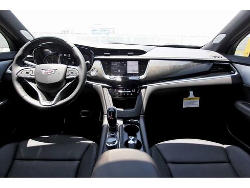 New 2025 Cadillac XT6 Sport w/ Technology Package image 9