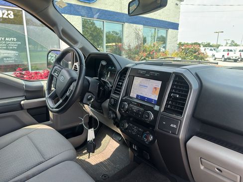 Used 2020 Ford F150 XLT w/ Equipment Group 302A Luxury AWD/4WD image 11