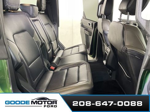 Used 2025 Ford Bronco Outer Banks image 21