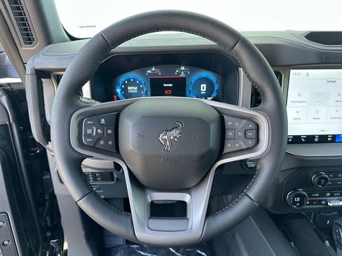 New 2026 Ford Bronco Outer Banks AWD/4WD image 8