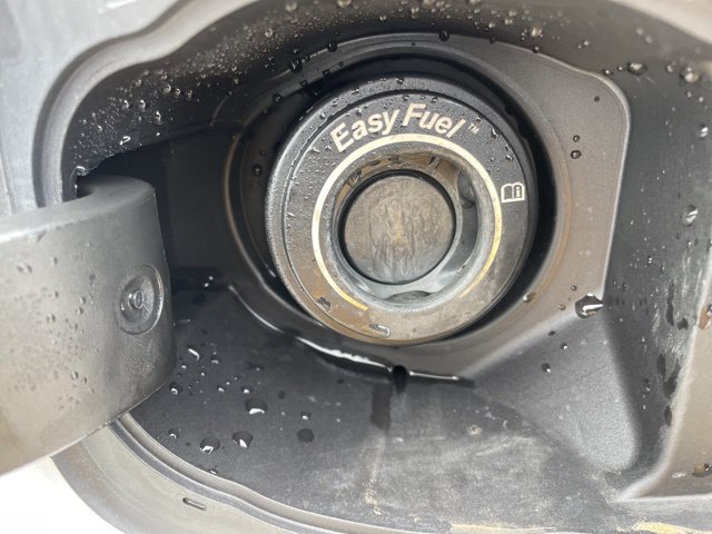 Used 2023 Ford Explorer XLT AWD/4WD image 7