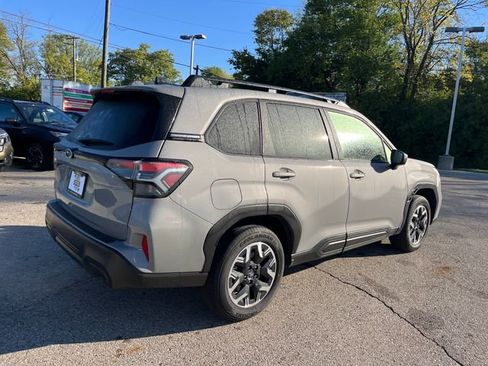 Certified 2025 Subaru Forester Premium image 6