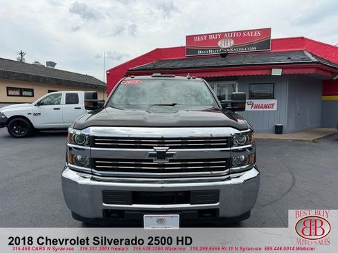 Used 2018 Chevrolet Silverado 2500 W/T AWD/4WD image 2