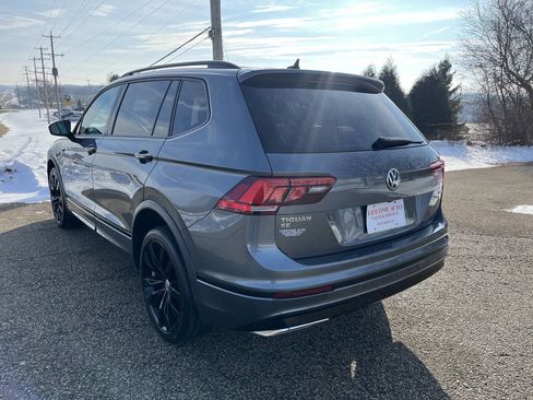 Used 2021 Volkswagen Tiguan SE R-Line w/ 3rd Row Seat Package image 3