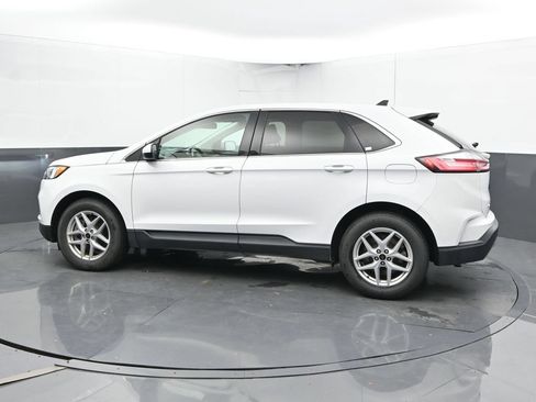 Used 2024 Ford Edge SEL AWD/4WD image 9