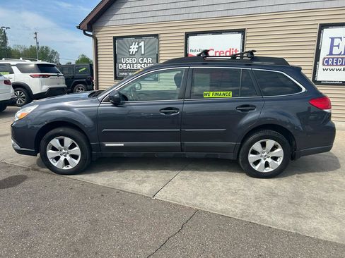 Used 2012 Subaru Outback 2.5i Limited AWD/4WD image 8