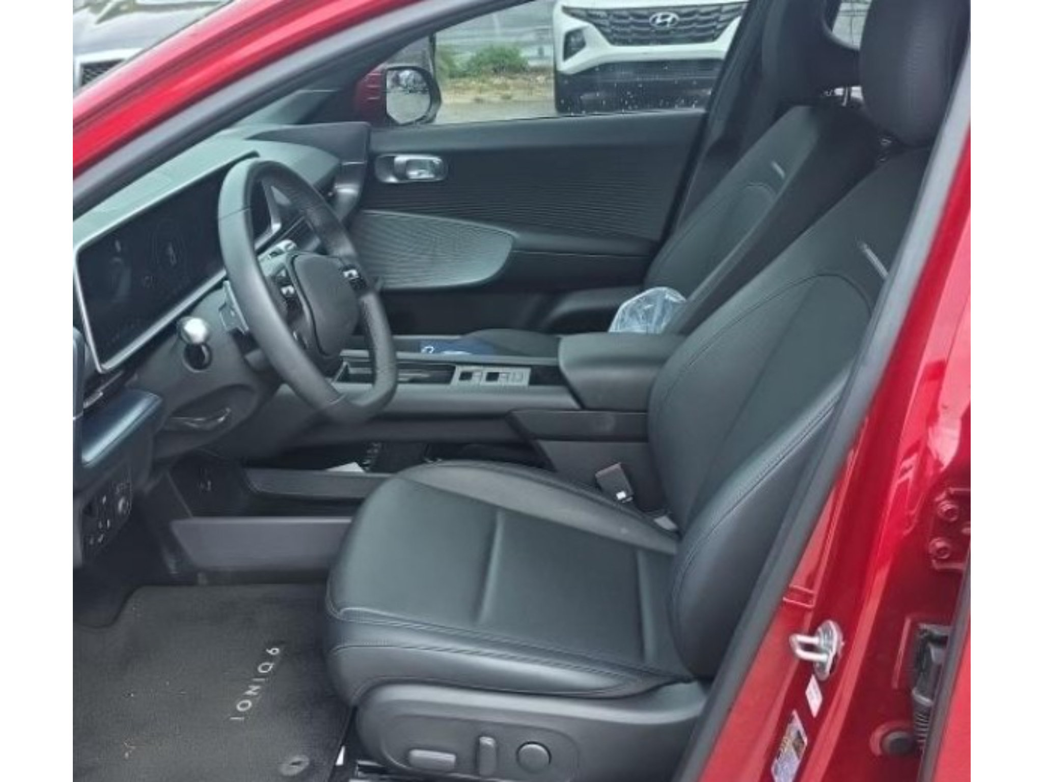 Used 2025 Hyundai Ioniq 6 SEL RWD image 5