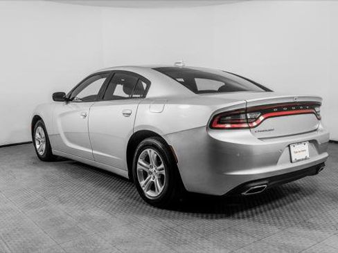 Used 2023 Dodge Charger SXT RWD image 6