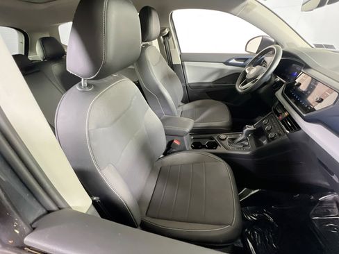 Used 2022 Volkswagen Taos SE image 27