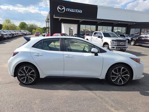 Used 2021 Toyota Corolla XSE FWD image 6