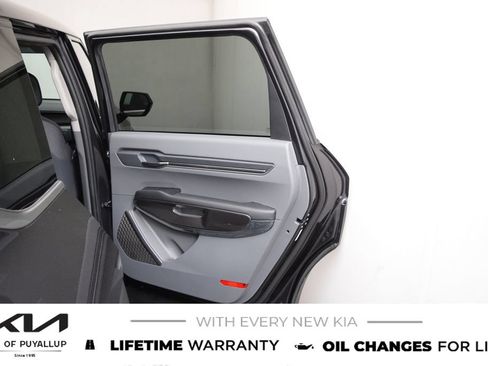 New 2026 Kia EV9 Light RWD image 13
