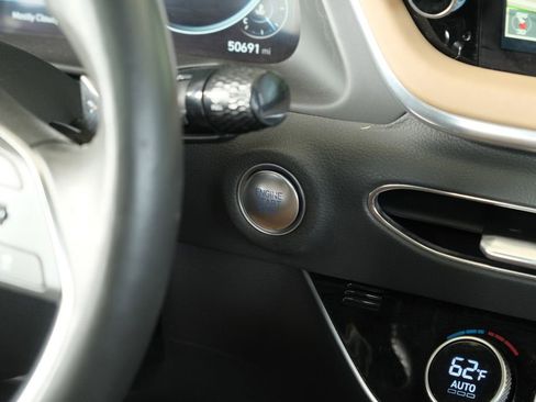 Used 2021 Hyundai Sonata Limited FWD image 14