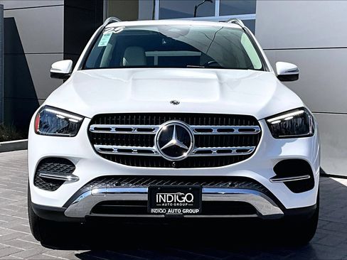 Used 2025 Mercedes-Benz GLE 350 4MATIC image 2