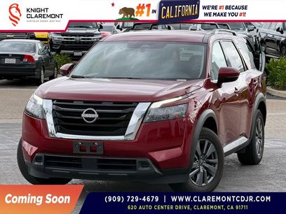 Used 2023 Nissan Pathfinder SV