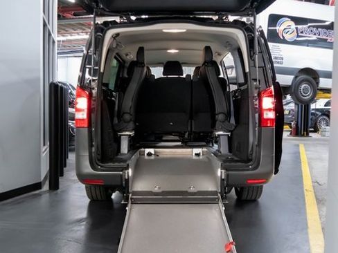 New 2023 Mercedes-Benz Metris Passenger image 7