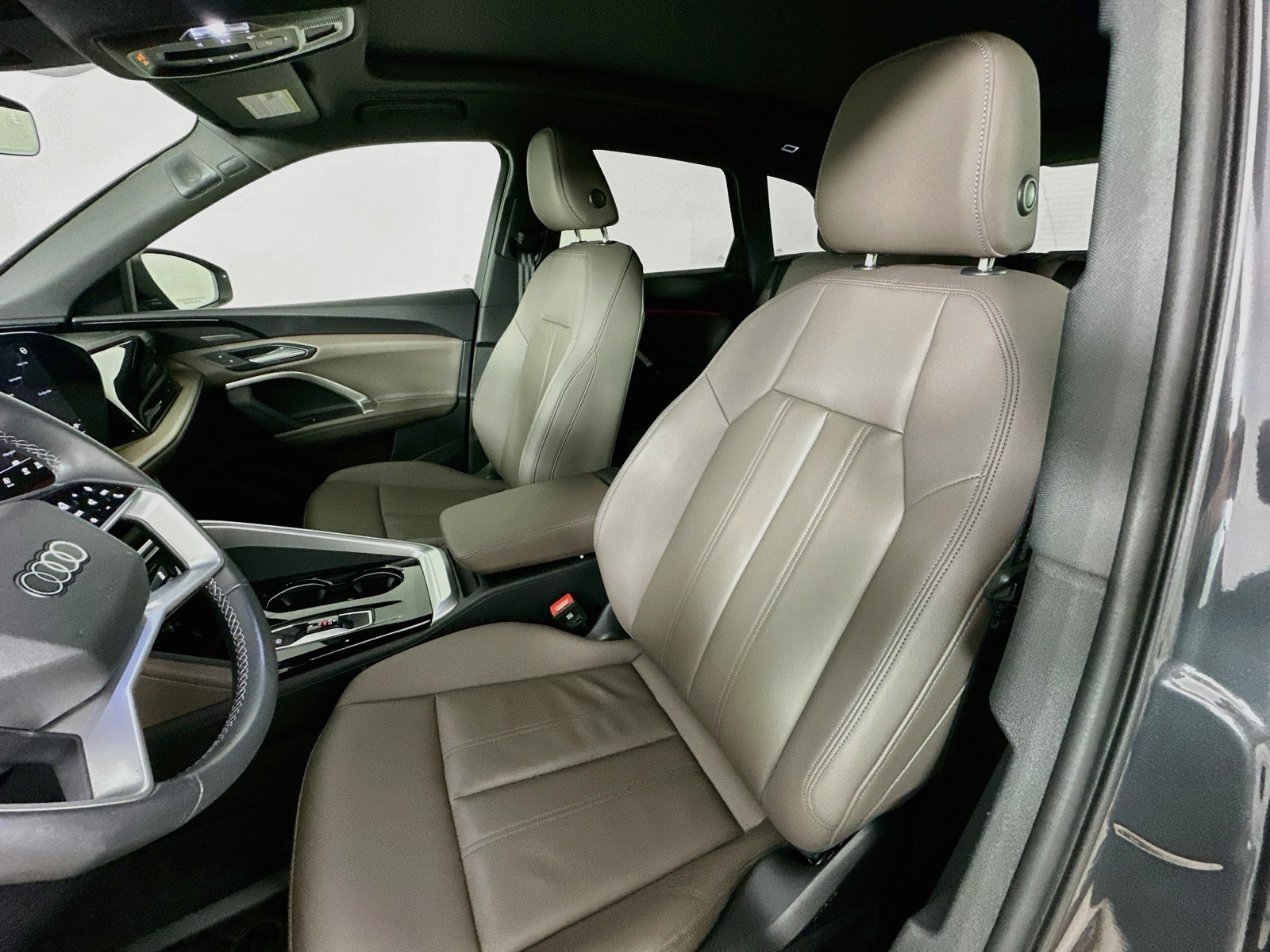 Certified 2025 Audi Q5 Premium Plus w/ Premium Plus AWD/4WD image 32