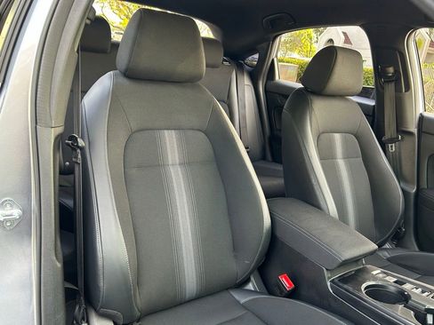 Used 2023 Honda Civic Sport image 32