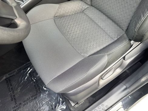 Used 2021 Toyota C-HR LE FWD image 28