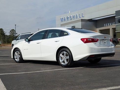 Used 2022 Chevrolet Malibu LS w/ Driver Confidence Package II image 2