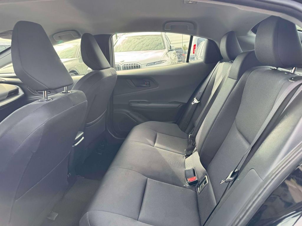 Used 2025 Toyota Prius LE FWD image 14
