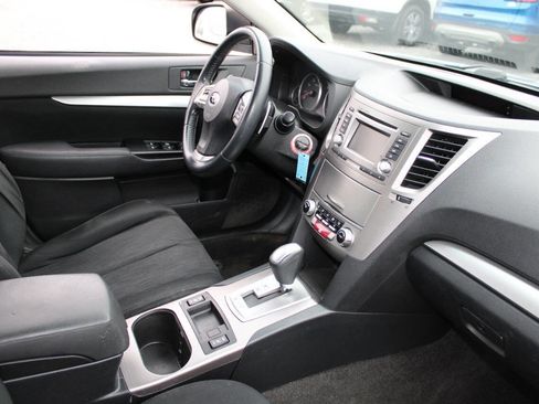 Used 2014 Subaru Legacy 2.5i Premium image 12