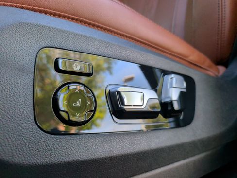 Used 2026 BMW X5 M60i AWD/4WD image 30