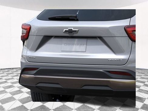 New 2026 Chevrolet Trax ACTIV w/ Driver Confidence Package FWD image 21