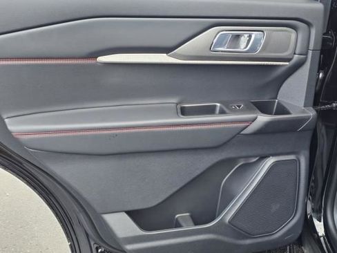 New 2026 Ford Explorer ST-Line image 15