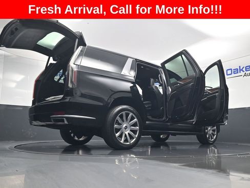 Certified 2021 Cadillac Escalade Premium Luxury Platinum AWD/4WD image 66