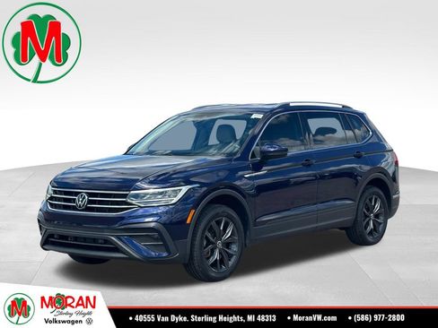 Used 2023 Volkswagen Tiguan SE FWD image 1