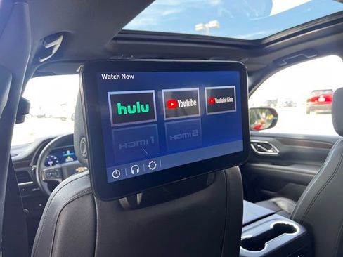 Certified 2024 Chevrolet Suburban High Country w/ Max Trailering Package image 18