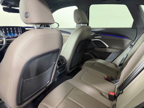 Certified 2025 Audi Q5 Premium AWD/4WD image 26