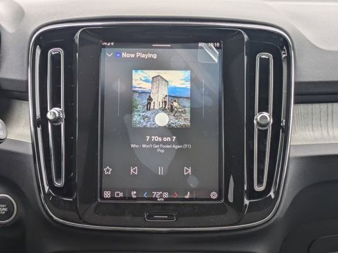 New 2025 Volvo XC40 B5 Core w/ Protection Package Premier image 20