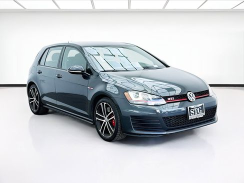 Used 2017 Volkswagen GTI Sport image 3