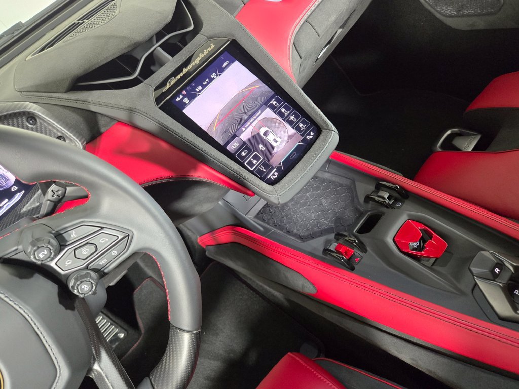 Used 2026 Lamborghini Temerario AWD/4WD image 22