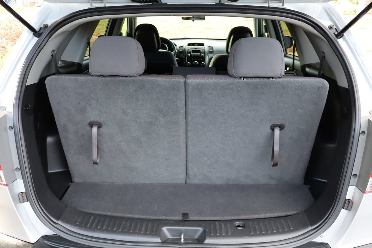 Used 2013 Kia Sorento LX AWD/4WD image 14