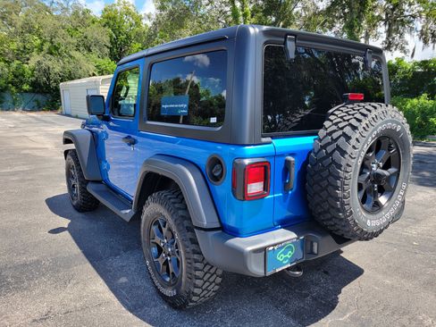 Used 2022 Jeep Wrangler Sport AWD/4WD image 8