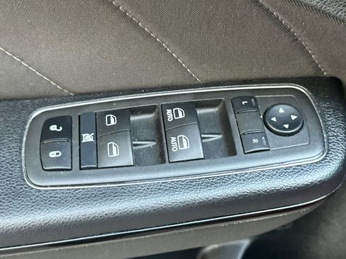 Used 2021 Dodge Charger R/T w/ Blacktop Package image 12