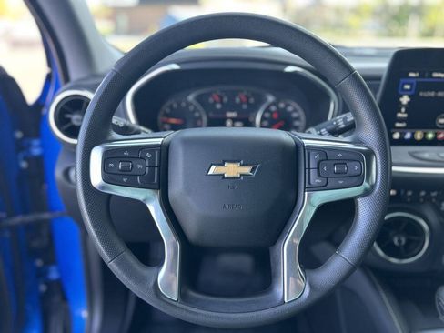 Used 2024 Chevrolet Blazer LT w/ Convenience Package FWD image 14