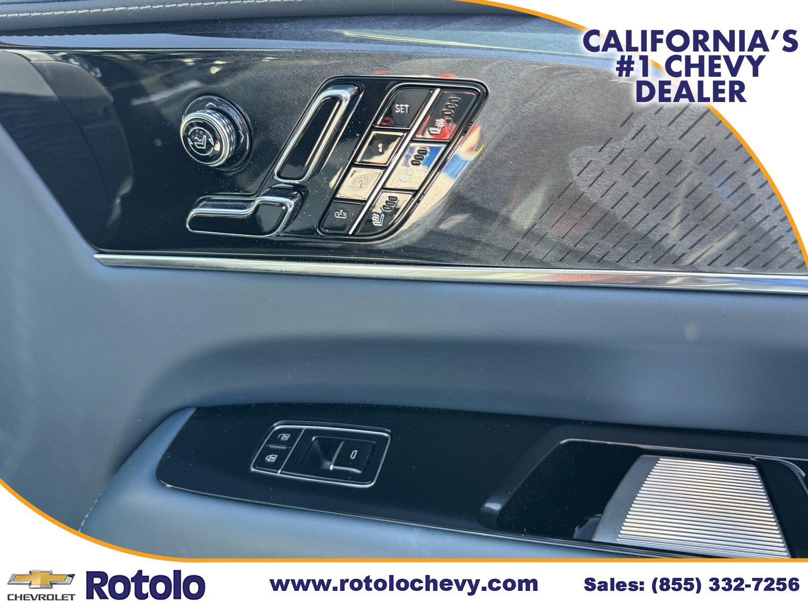 Used 2025 Cadillac Escalade IQ Luxury 2 w/ LPO, Premium Carpet Package AWD/4WD image 10