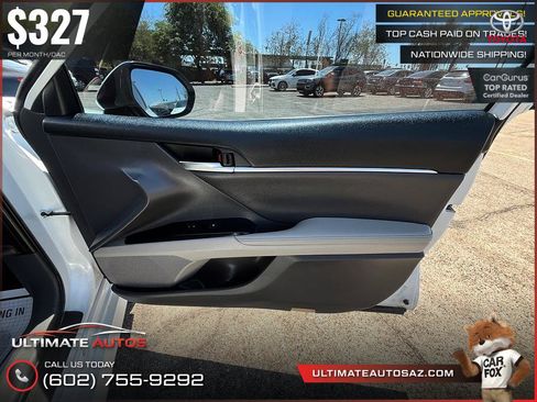 Used 2019 Toyota Camry XLE w/ Carpet Mat Package FWD image 14