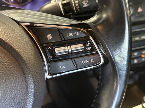 Used 2020 Kia Optima S FWD image 18