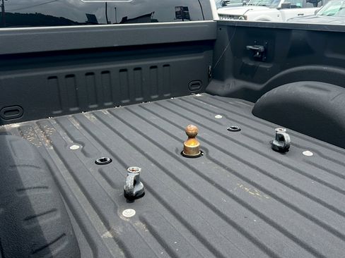 Used 2018 Ford F250 Lariat w/ Lariat Ultimate Package AWD/4WD image 30