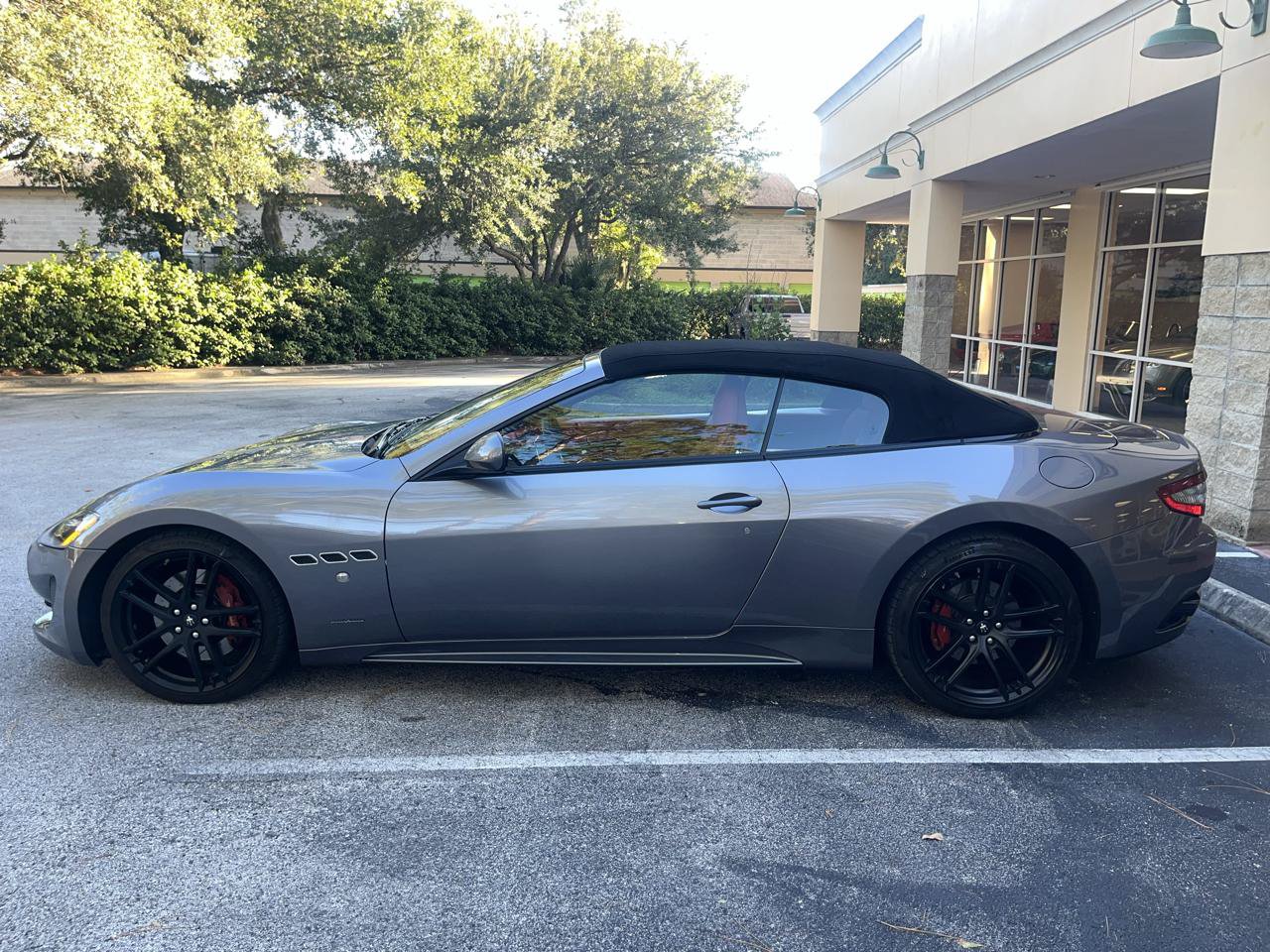 Used 2016 Maserati GranTurismo Sport RWD image 18