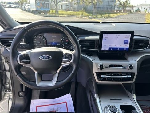 Used 2023 Ford Explorer XLT w/ Equipment Group 202A image 18
