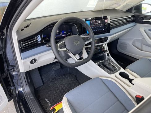 New 2025 Volkswagen Jetta SE image 15