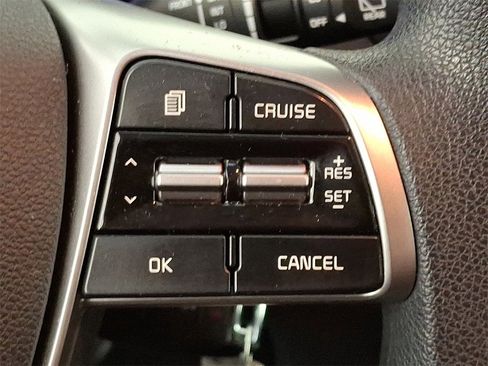 Used 2019 Kia Sorento LX image 28