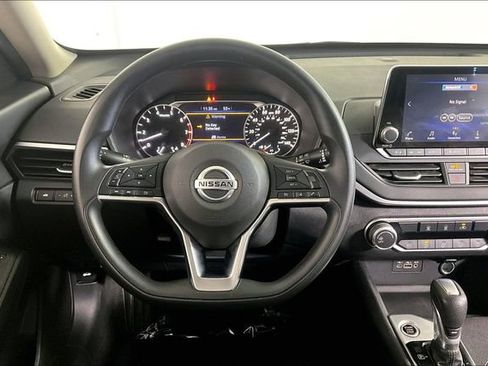 Used 2020 Nissan Altima 2.5 S image 5